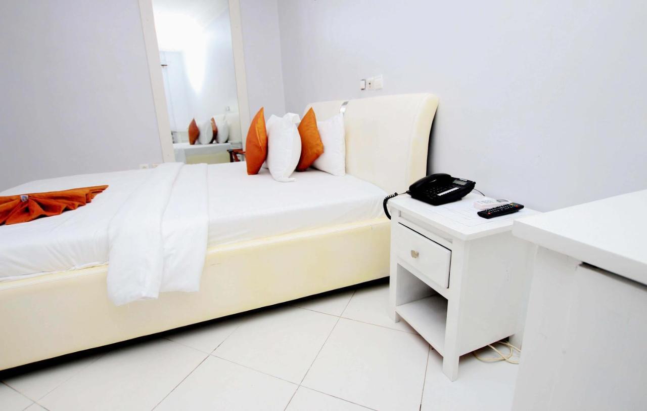 Hotel Galilee Cotonou Exterior photo